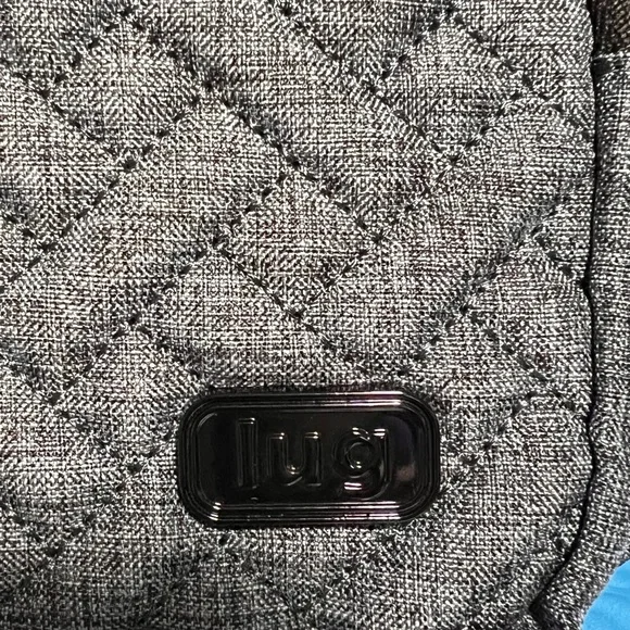 Lug Carousel XL RFID-Blocking Crossbody Bag - Picture 3 of 7